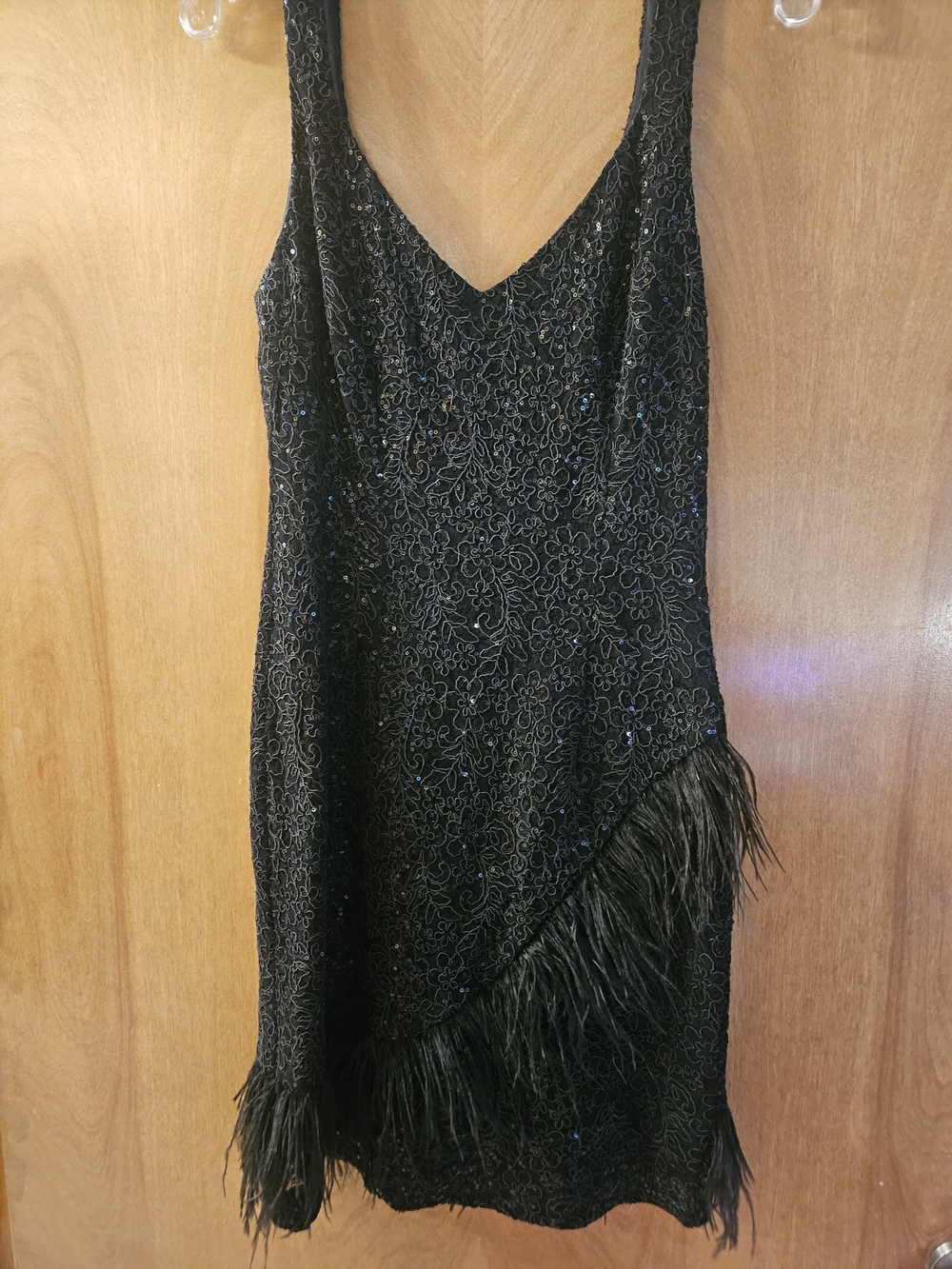 Laundry By Shelli Segal Black Beaded Feather-Trim V-Neck Midi Dress